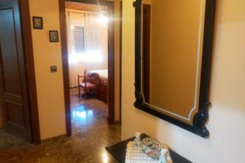 Villa for sale Elche, Alicante, Spain 5 bedrooms, 250 sq.m. No. 115028 - photo 9