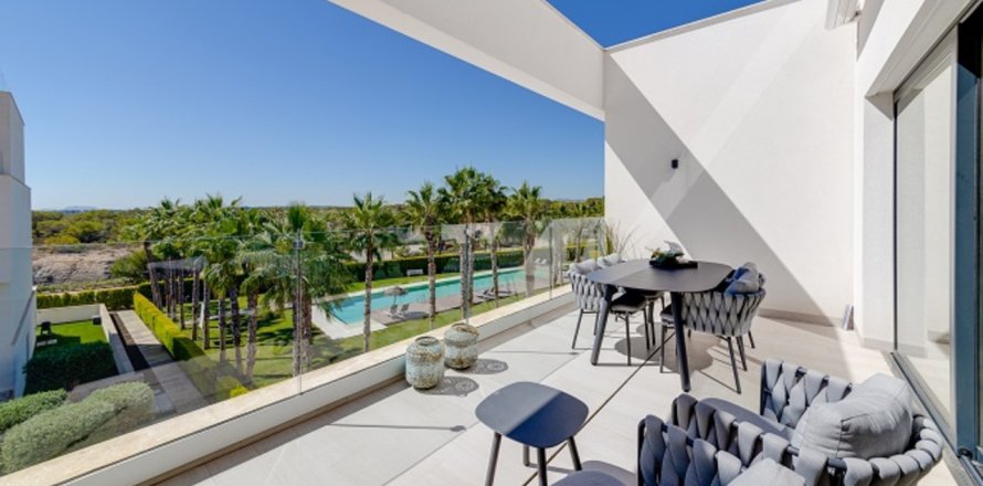 Apartment Pinar De Campoverde, Alicante, Spain 2 bedrooms, 134 sq.m. No. 115031