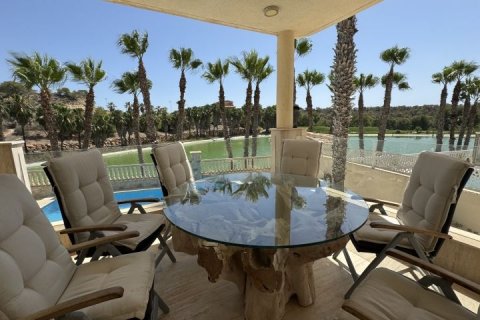 Villa in vendita Alicante, Spagna 3 camere da letto, 132 mq. N° 115033 - foto 16