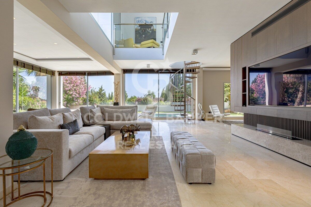 Villa Marbella, Malaga, Spānijā 3 istabas, 419 m2 Nr. 178904