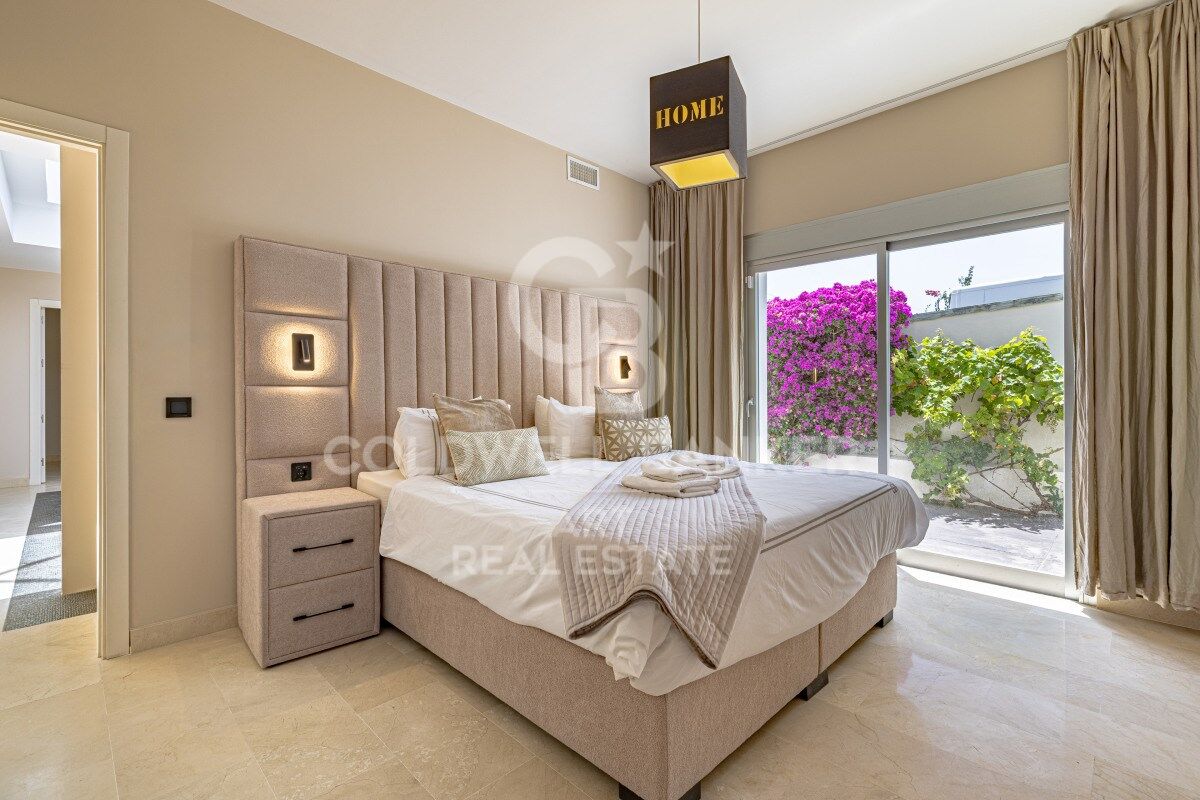Villa Marbella, Malaga, Spānijā 3 istabas, 419 m2 Nr. 178904