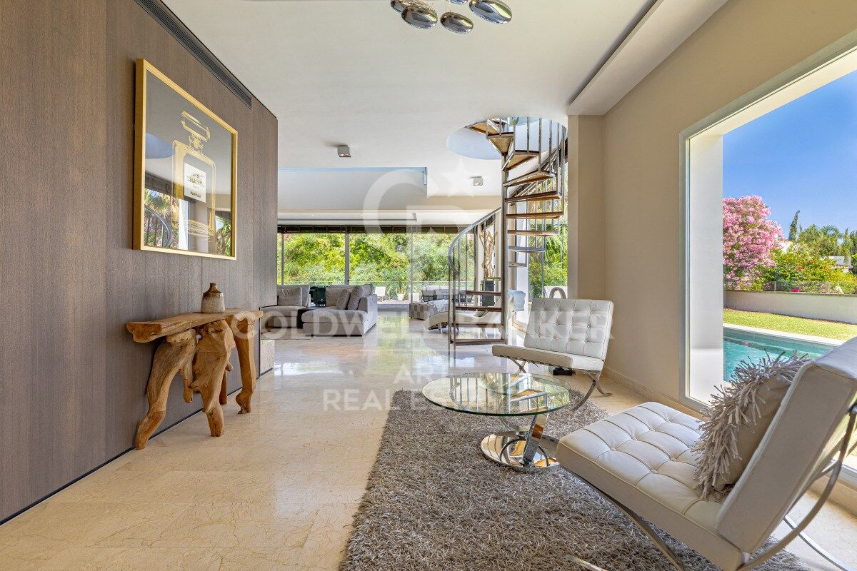 Villa Marbella, Malaga, Spānijā 3 istabas, 419 m2 Nr. 178904