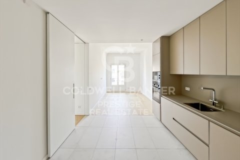 Apartment à Barcelona, Espagne 1 chambre, 60 m2 No. 178905