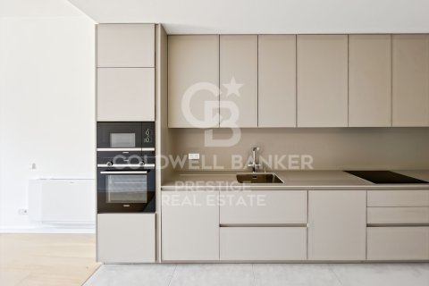 Apartment à vendre à Barcelona, Espagne, 1 chambre, 60 m2 No. 178905 - photo 5