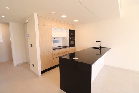 Apartament w Guardamar del Segura, Alicante, Hiszpania 2 sypialnie, 88 mkw. nr 146620 – zdjęcie 9