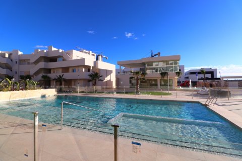 Apartament w Guardamar del Segura, Alicante, Hiszpania 2 sypialnie, 88 mkw. nr 146620 – zdjęcie 2