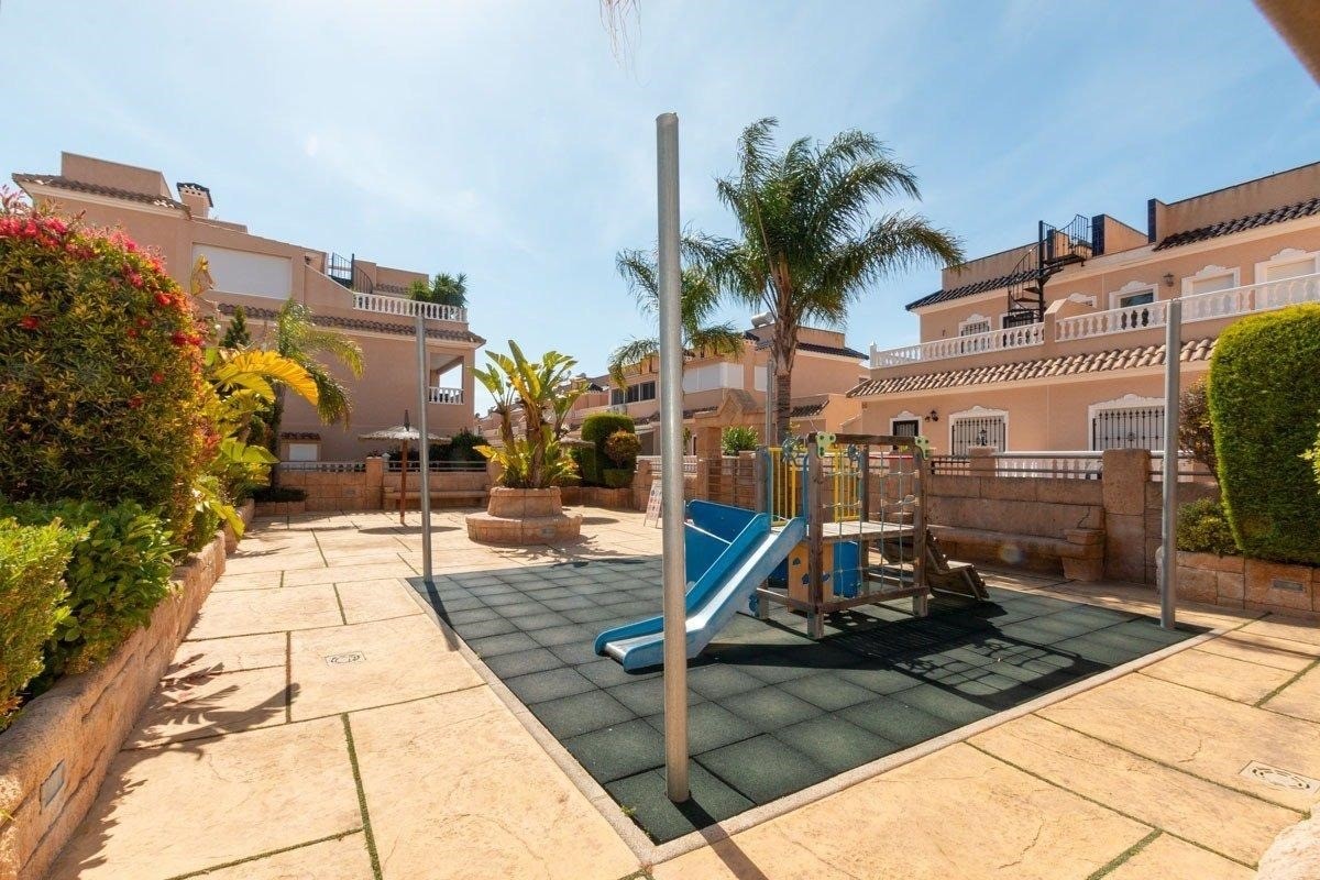 Dzīvoklis Alicante, Spānijā 3 istabas, 110 m2 Nr. 146617