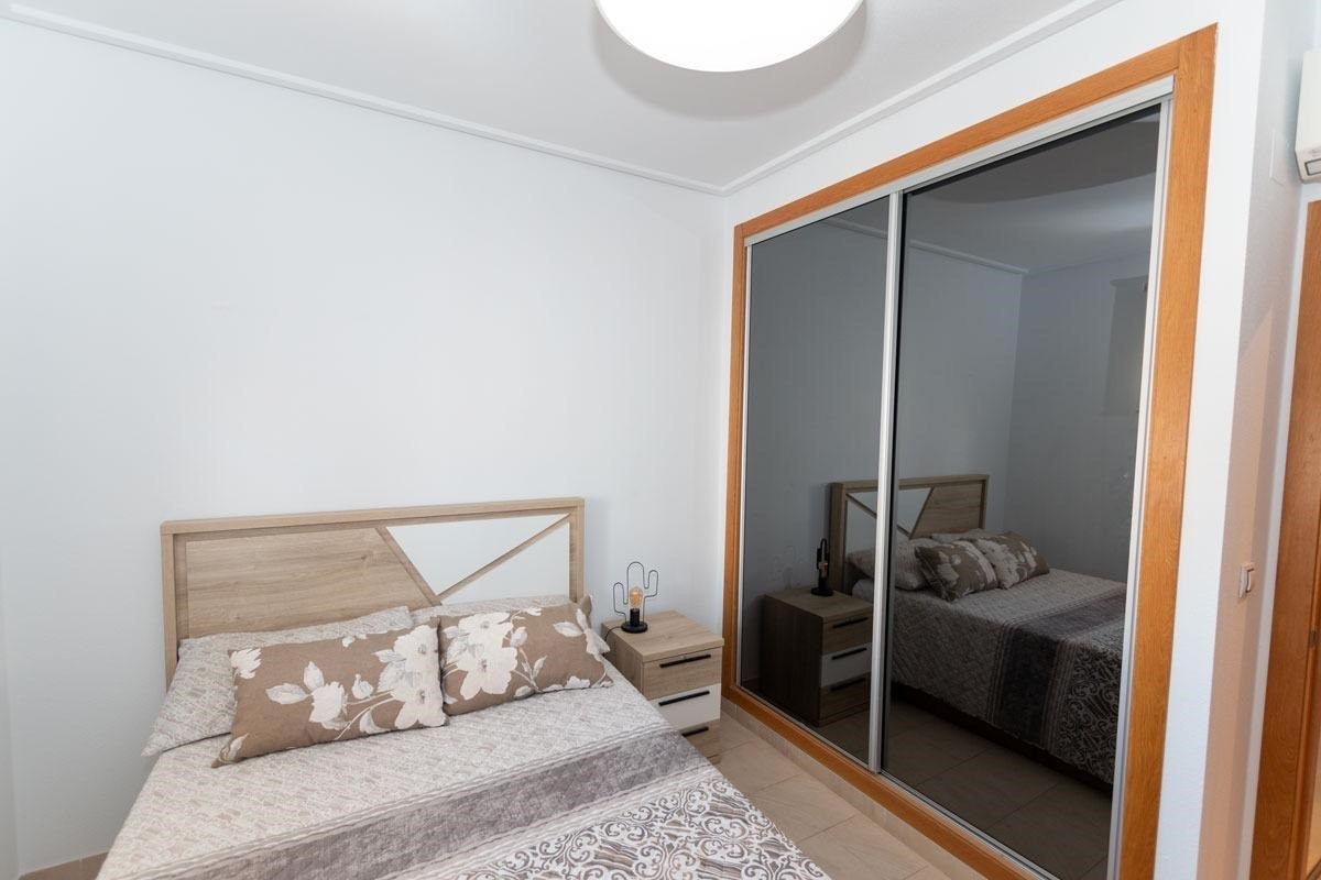 Dzīvoklis Alicante, Spānijā 3 istabas, 110 m2 Nr. 146617
