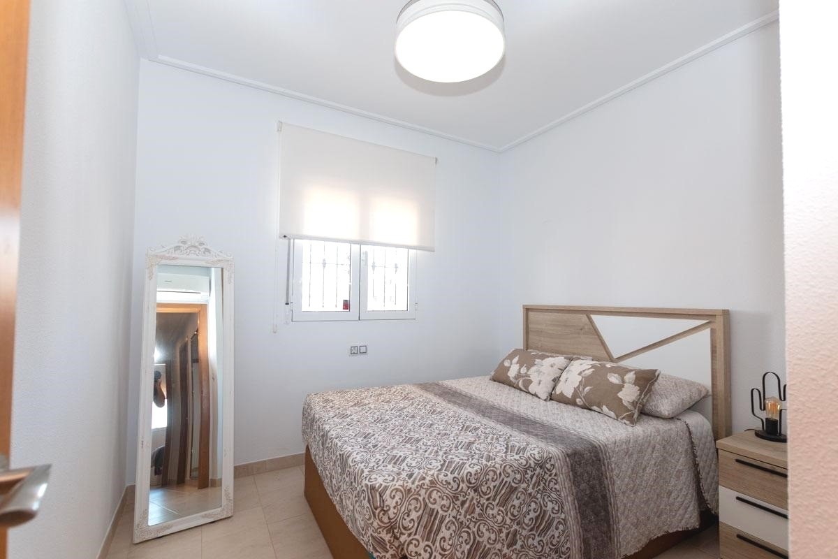 Dzīvoklis Alicante, Spānijā 3 istabas, 110 m2 Nr. 146617