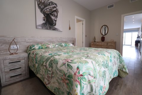 Villetta a schiera in vendita a Daya Vieja, Alicante, Spagna 3 camere da letto, 133 mq. N° 146618 - foto 15