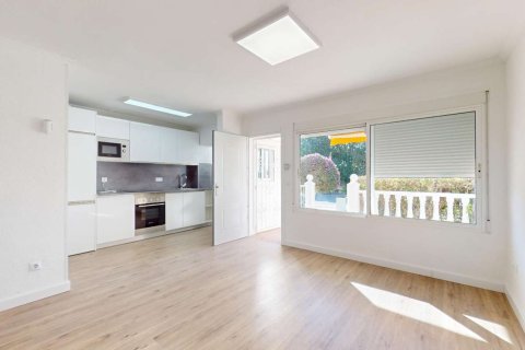 Bungalow till salu i Alicante, Spanien 2 sovrum, 86 kvm. Nr. 161696 - foto 4