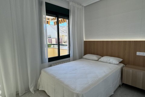 Huoneisto myytävänä Alicante, Espanja, 2 makuuhuonetta, 83 m2 No. 161693 - kuva 12