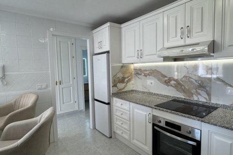 Huoneisto myytävänä Alicante, Espanja, 2 makuuhuonetta, 83 m2 No. 161693 - kuva 25