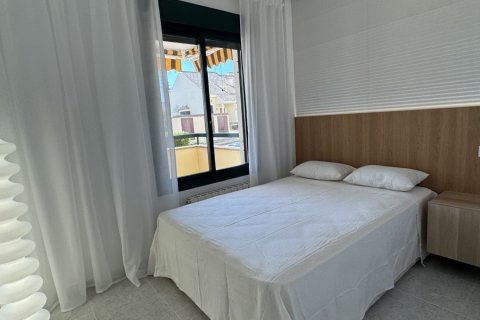 Huoneisto myytävänä Alicante, Espanja, 2 makuuhuonetta, 83 m2 No. 161693 - kuva 15