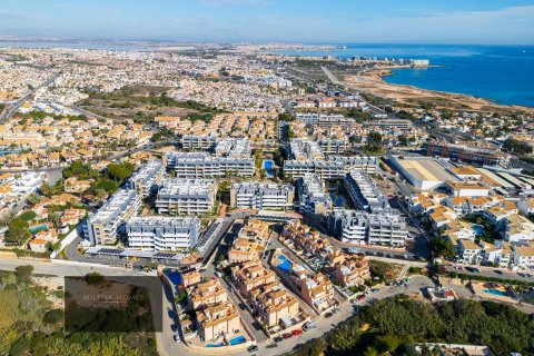 Huoneisto myytävänä La Zenia, Alicante, Espanja, 3 makuuhuonetta, 124 m2 No. 161695 - kuva 11
