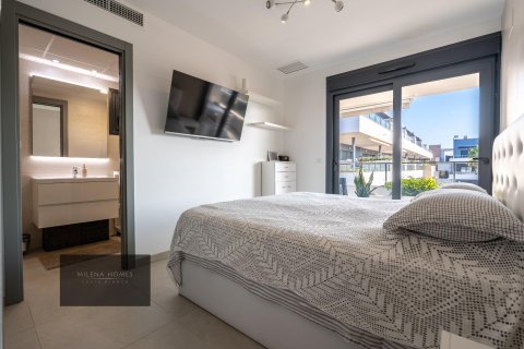 Huoneisto myytävänä La Zenia, Alicante, Espanja, 3 makuuhuonetta, 124 m2 No. 161695 - kuva 26