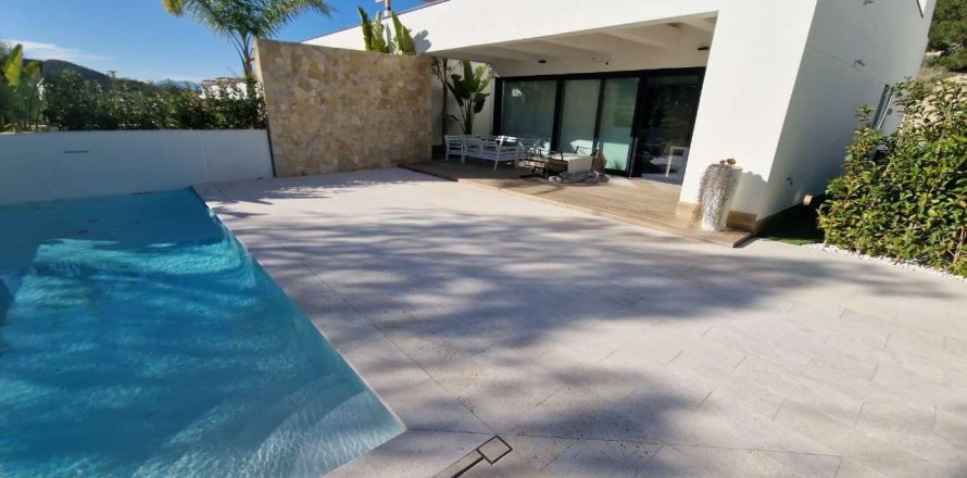 Villa in Monforte del Cid, Alicante, Spain 3 bedrooms, No. 175262