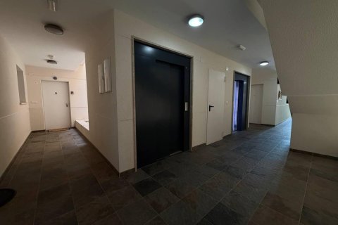 Takvåning till salu Alicante, Spanien 2 sovrum, 84 kvm. Nr. 139408 - foto 3
