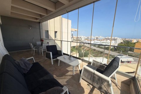 Takvåning till salu Alicante, Spanien 2 sovrum, 84 kvm. Nr. 139408 - foto 14