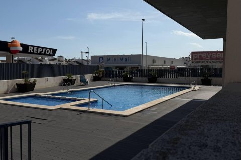 Takvåning till salu Alicante, Spanien 2 sovrum, 84 kvm. Nr. 139408 - foto 29