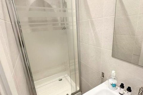 Lägenhet till salu Valencia, Spanien 2 sovrum, 84 kvm. Nr. 139406 - foto 11