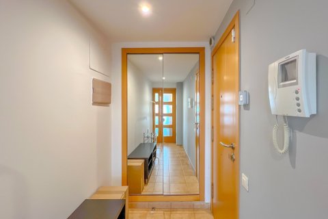 Huoneisto myytävänä Lloret de Mar, Girona, Espanja, 3 makuuhuonetta, 120 m2 No. 139410 - kuva 21