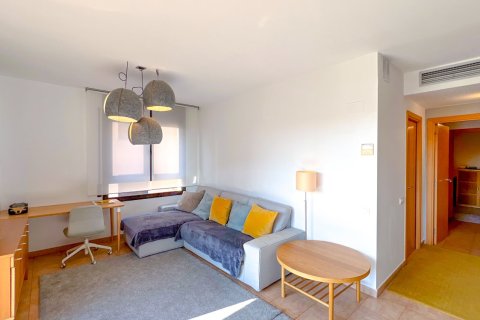 Huoneisto myytävänä Lloret de Mar, Girona, Espanja, 3 makuuhuonetta, 120 m2 No. 139410 - kuva 8