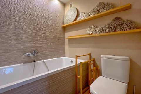 Huoneisto myytävänä Lloret de Mar, Girona, Espanja, 3 makuuhuonetta, 120 m2 No. 139410 - kuva 19