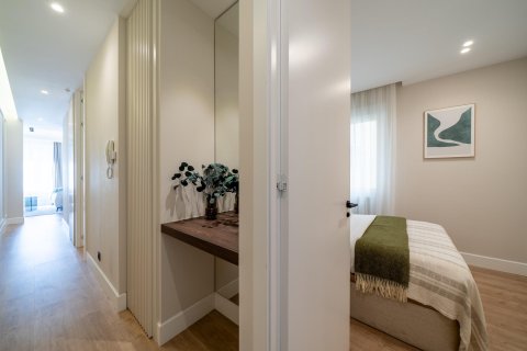 Lägenhet till salu Madrid, Spanien 3 sovrum, 101 kvm. Nr. 139407 - foto 28