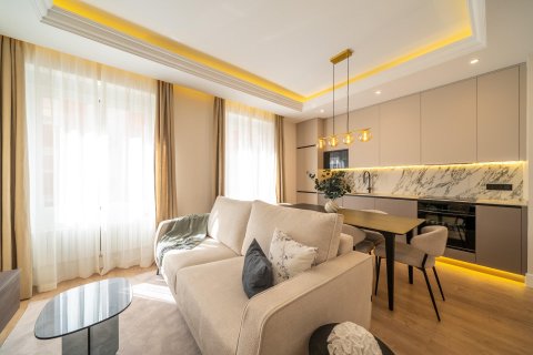Lägenhet till salu Madrid, Spanien 3 sovrum, 101 kvm. Nr. 139407 - foto 15