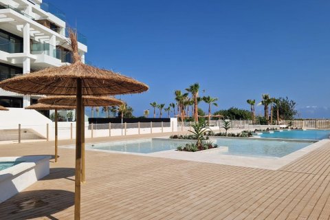 Huoneisto myytävänä Denia, Alicante, Espanja, 2 makuuhuonetta, 80 m2 No. 142423 - kuva 2