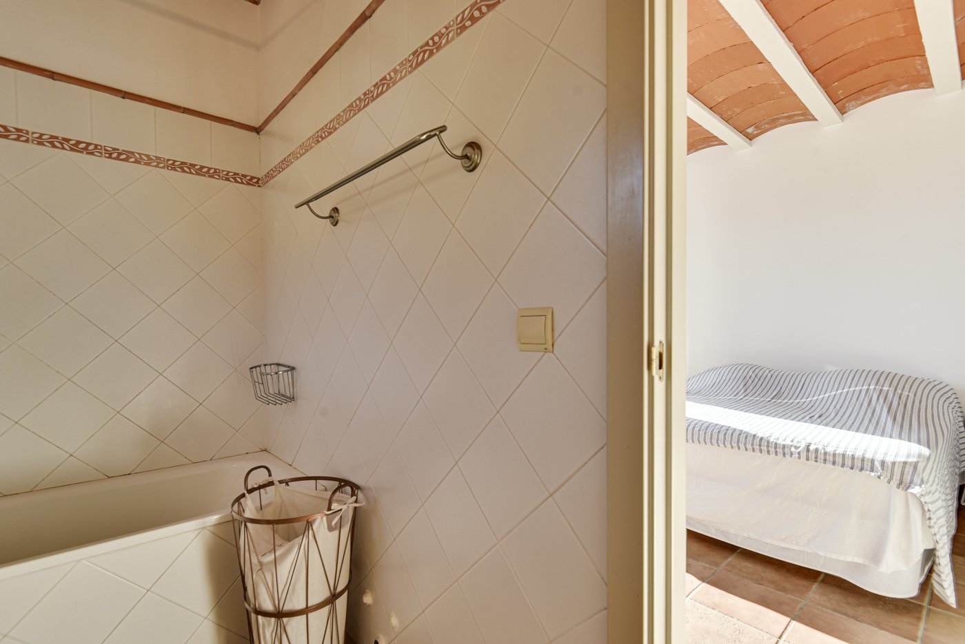 Radhus i Tossa de Mar, Girona, Spanien 3 sovrum, 145 kvm. Nr. 96272