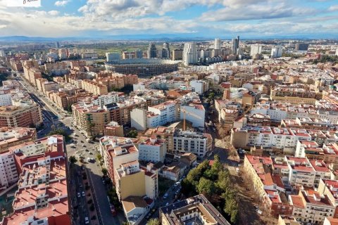 Lägenhet till salu i Valencia, Spanien 2 sovrum, 109.6 kvm. Nr. 168629 - foto 3
