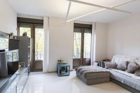 Apartamento en Madrid, España 2 dormitorios, 100 m2 No. 168631