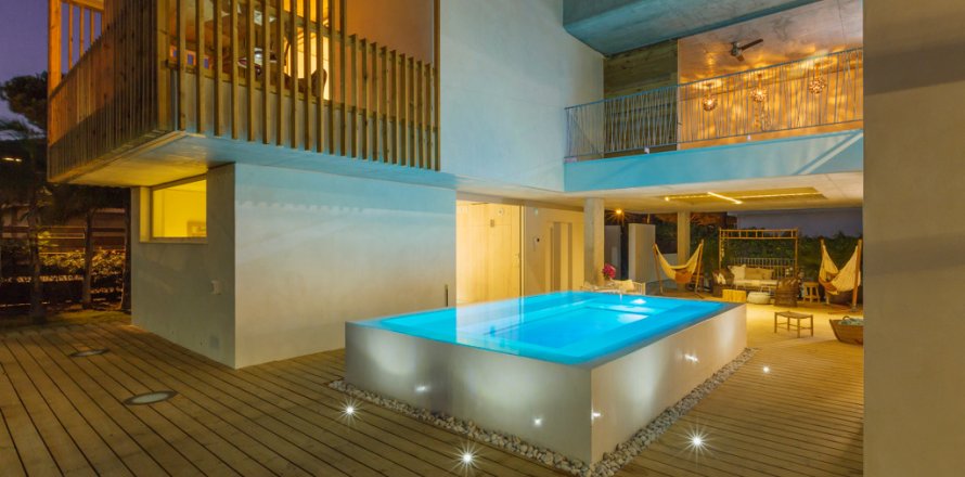 Villa a Cadiz, Spagna 6 camere da letto, 661 mq. N° 168632