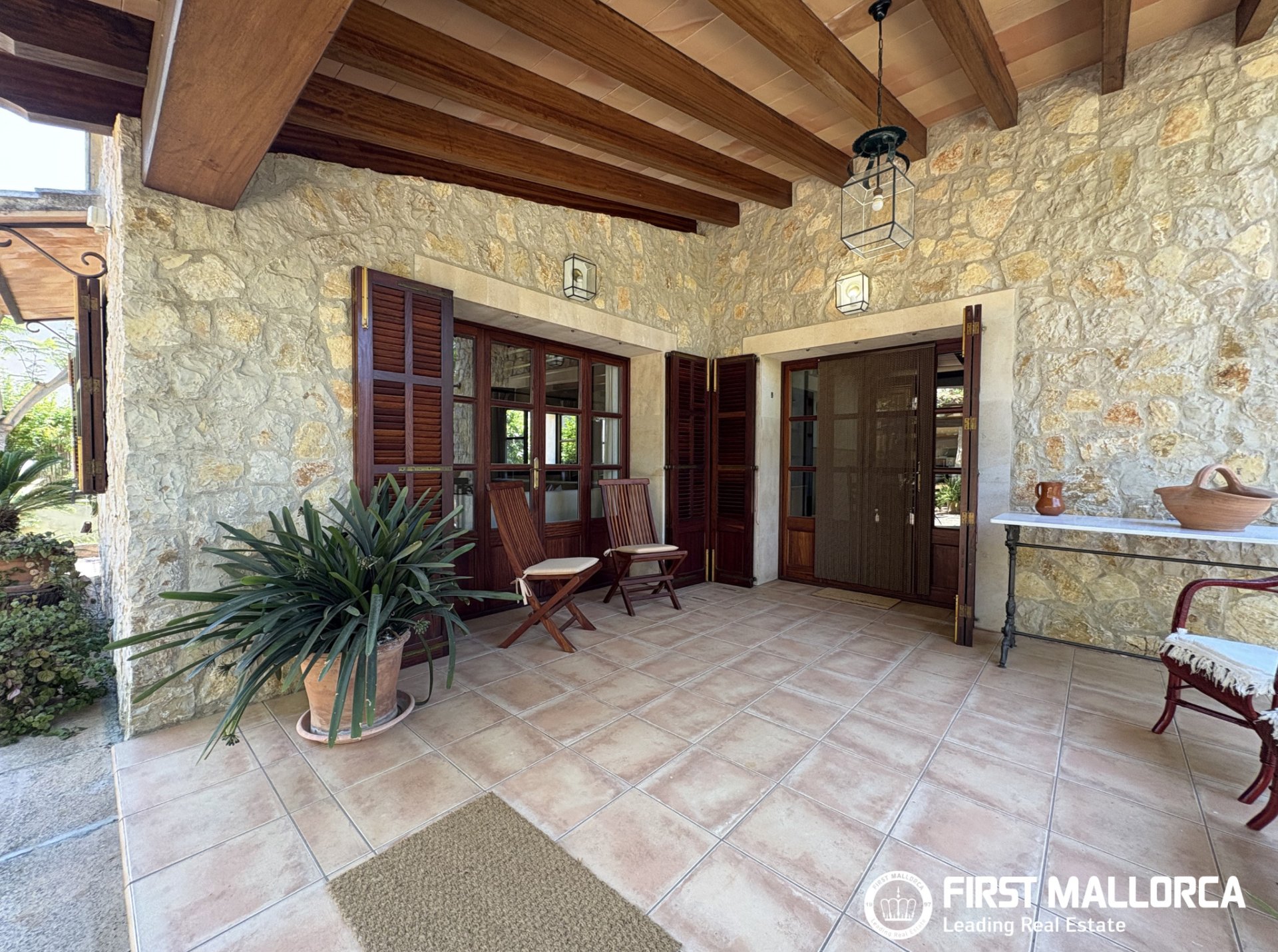 Huvila Mancor De La Vall, Mallorca, Espanja 5 makuuhuonetta, 380 m2 No. 179317