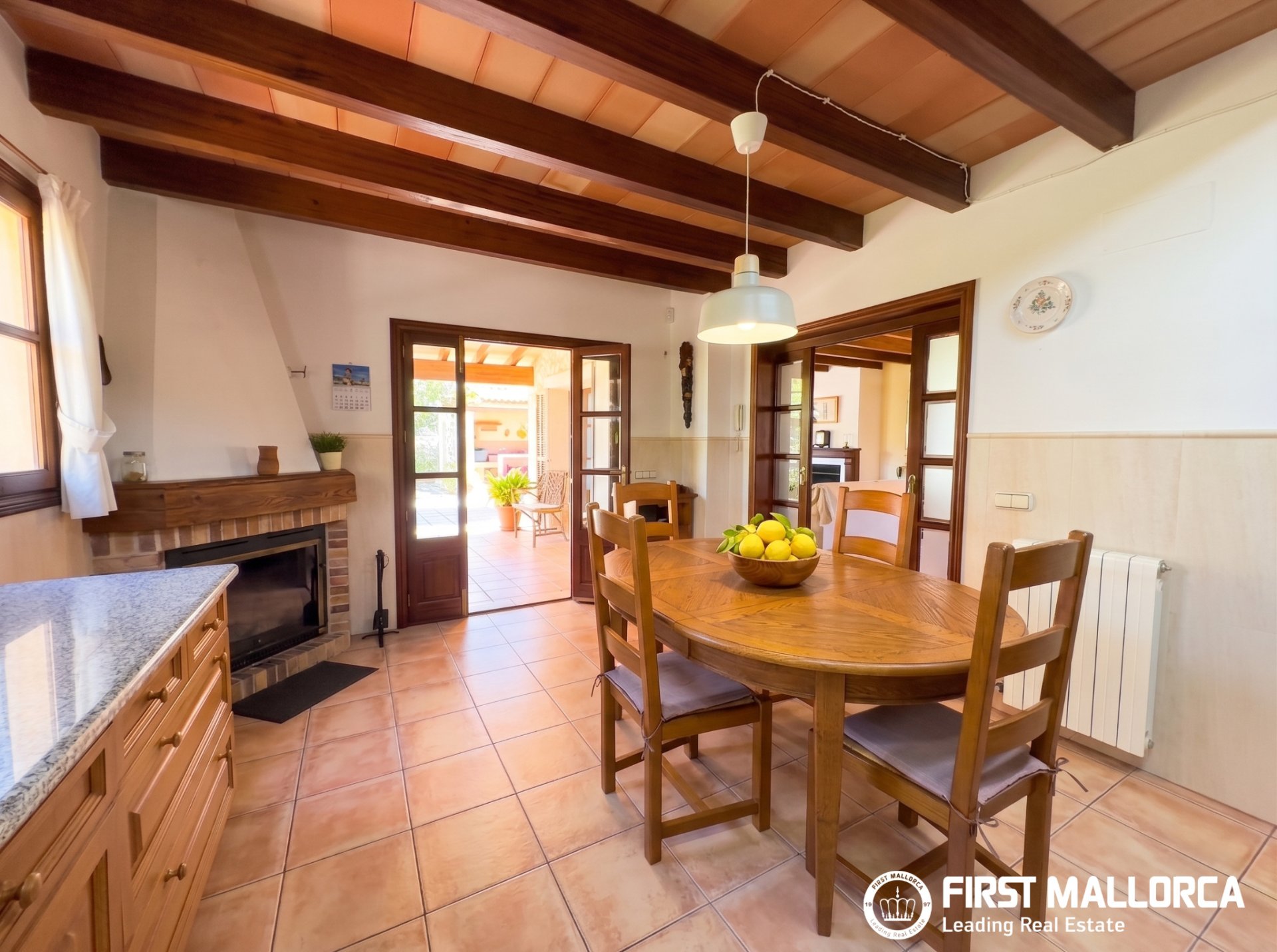Huvila Mancor De La Vall, Mallorca, Espanja 5 makuuhuonetta, 380 m2 No. 179317