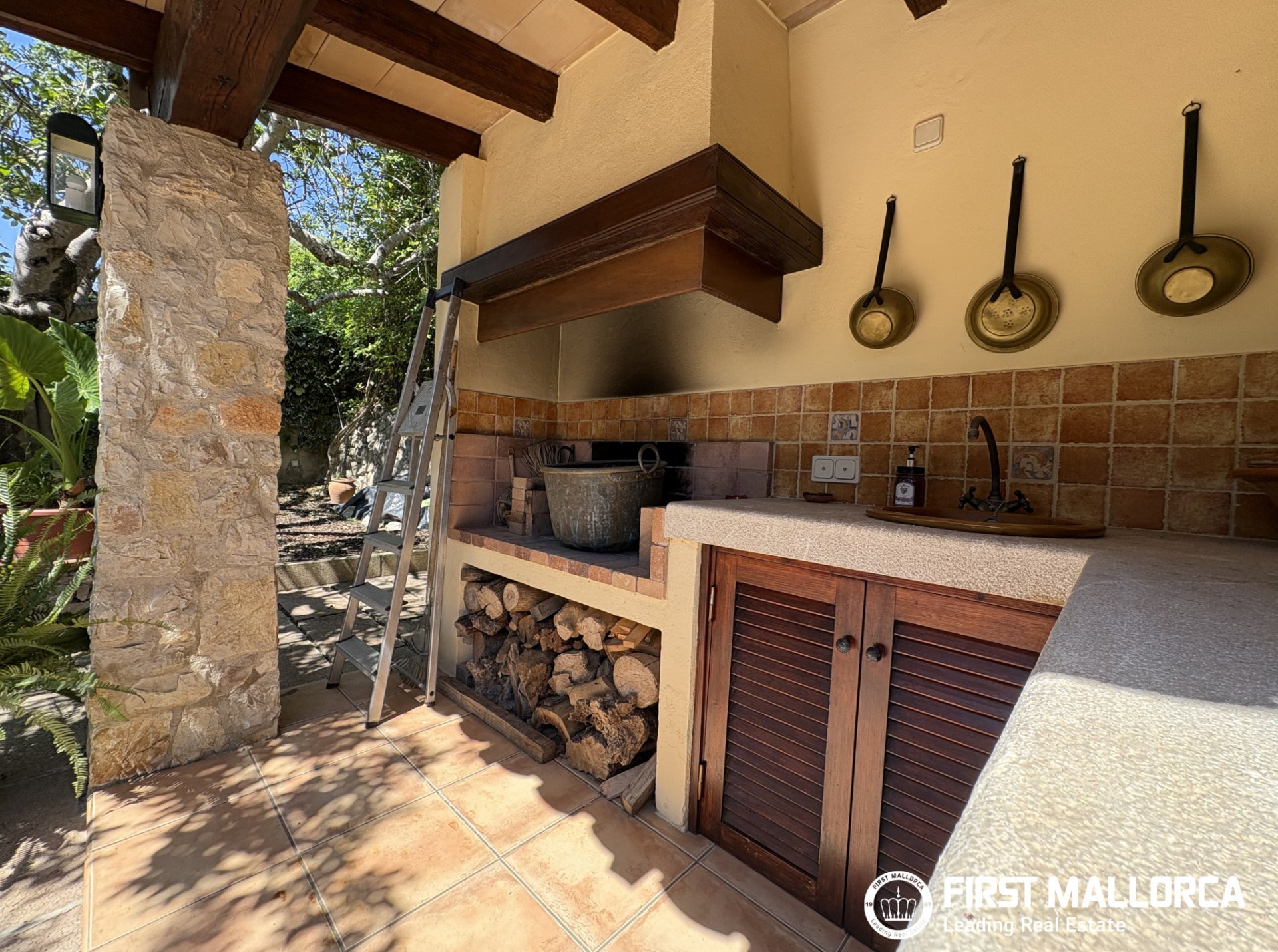 Huvila Mancor De La Vall, Mallorca, Espanja 5 makuuhuonetta, 380 m2 No. 179317