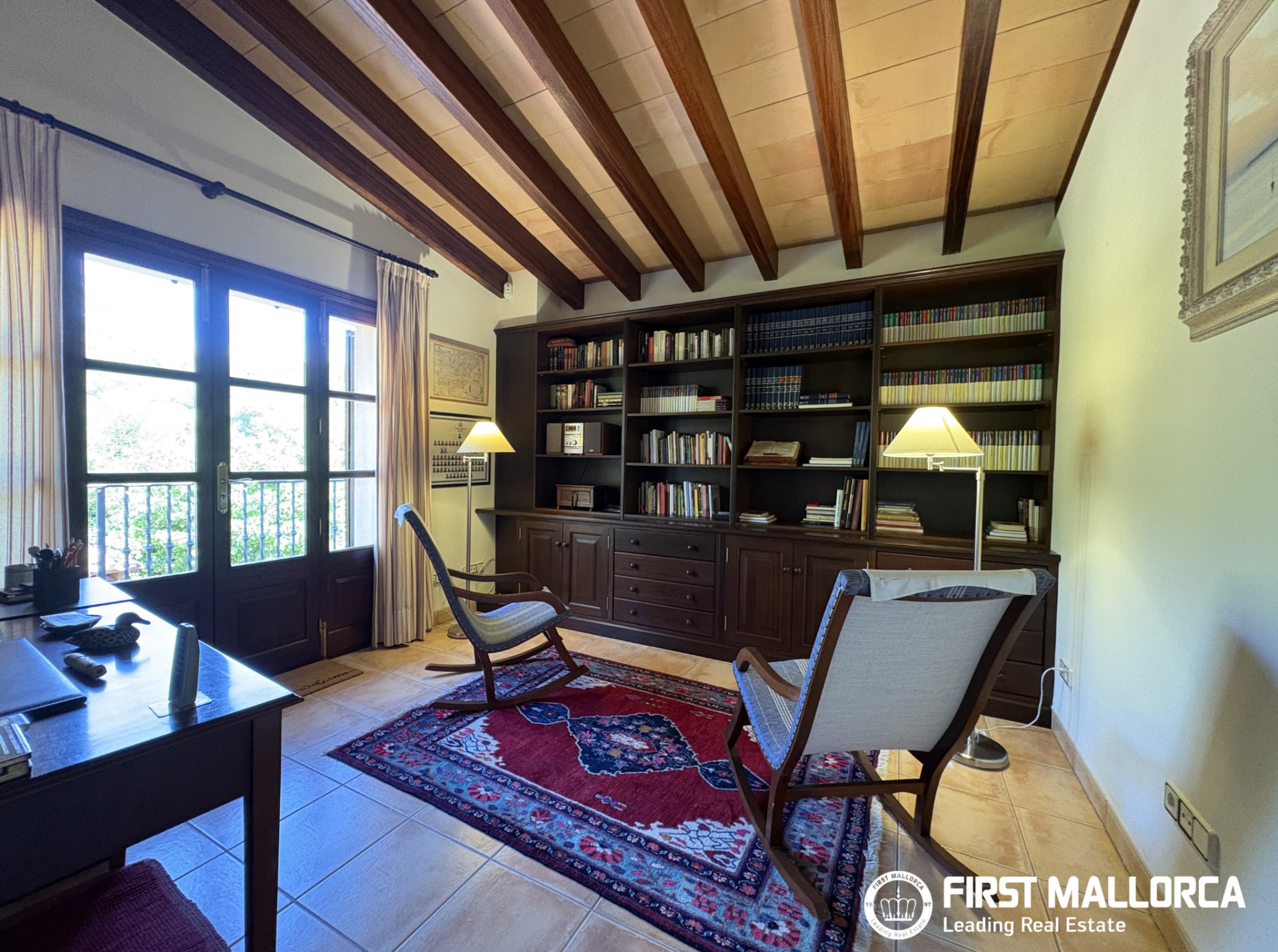 Huvila Mancor De La Vall, Mallorca, Espanja 5 makuuhuonetta, 380 m2 No. 179317