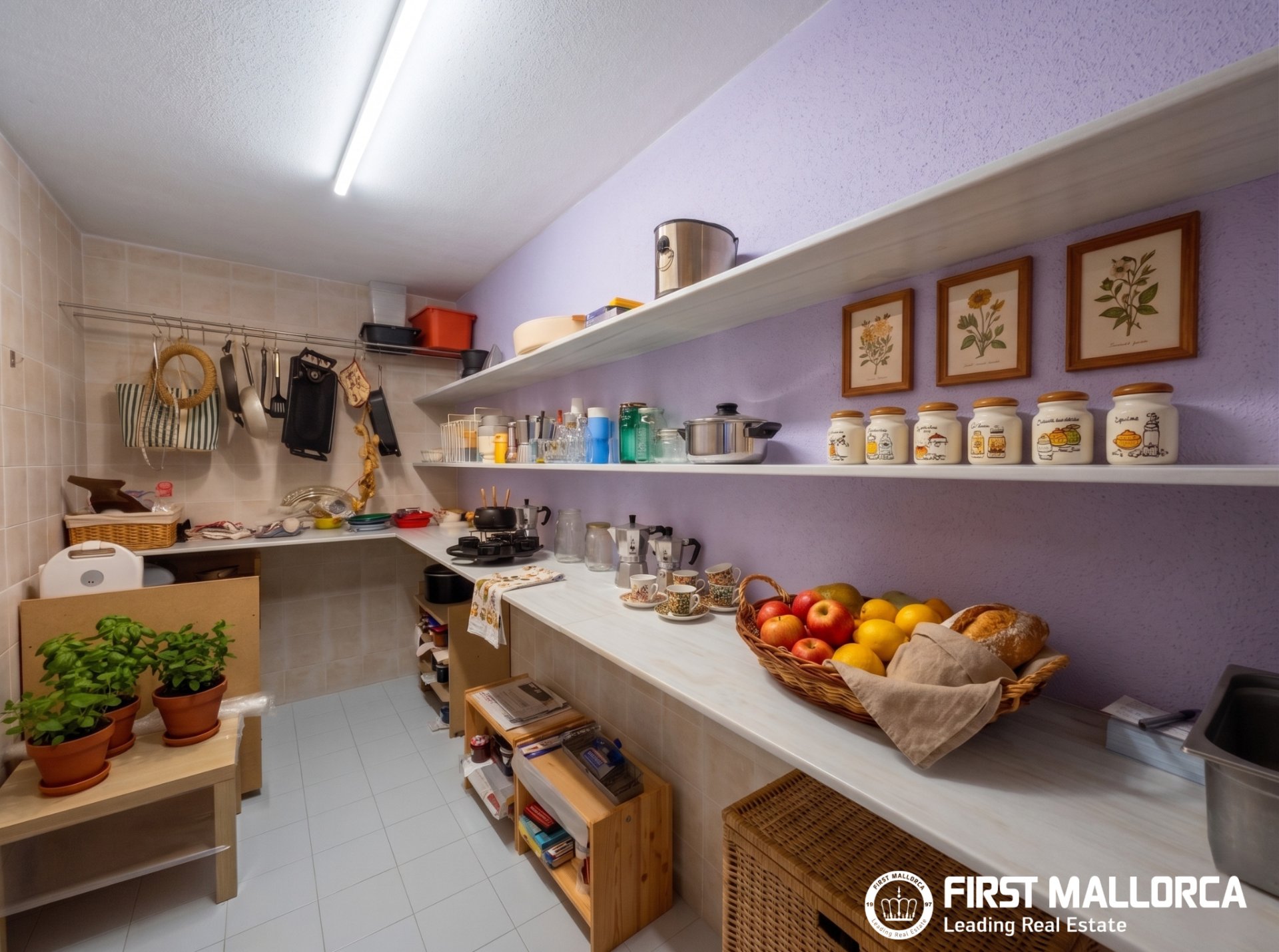 Huvila Mancor De La Vall, Mallorca, Espanja 5 makuuhuonetta, 380 m2 No. 179317