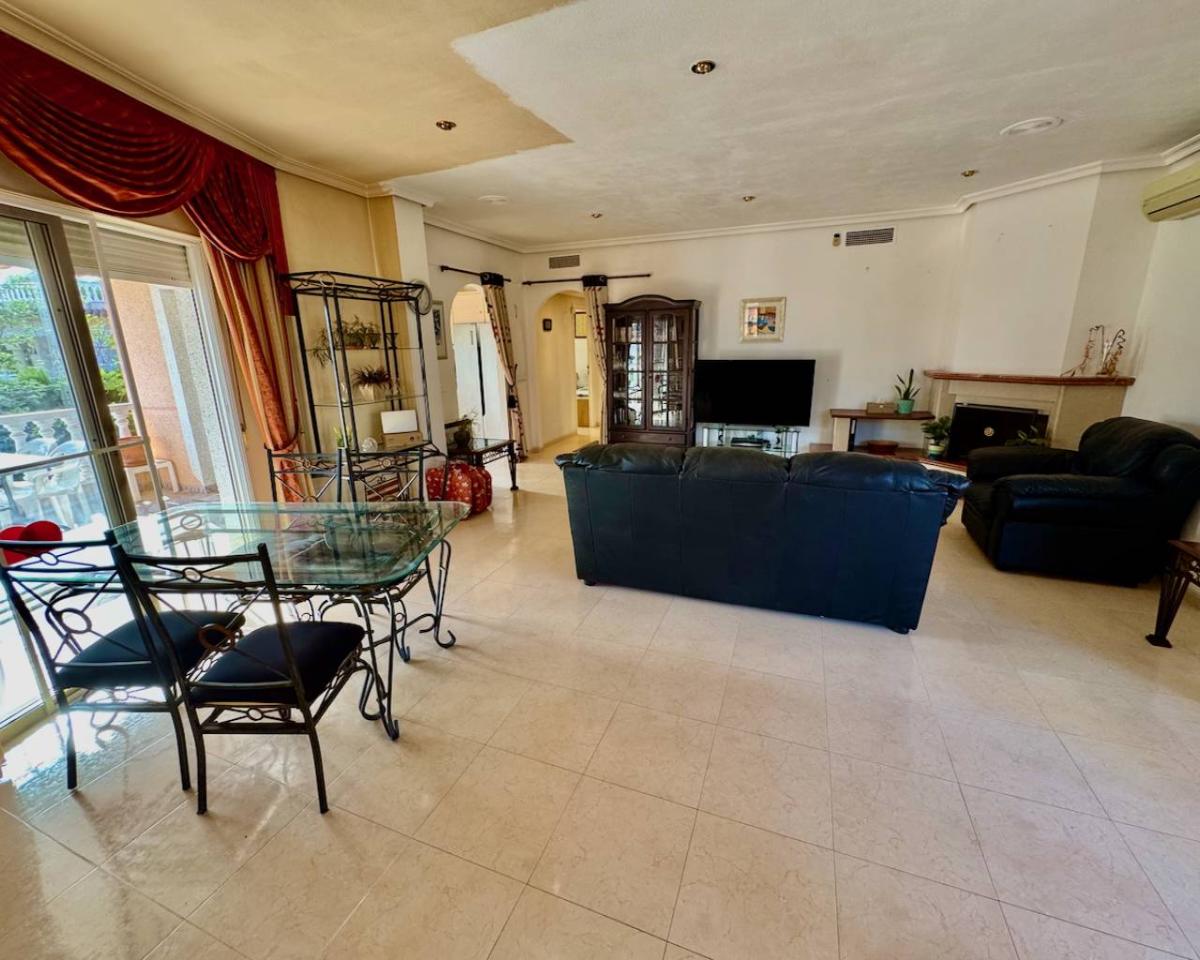 Villa in Benferri, Alicante, Spain 4 bedrooms, 113 sq.m. No. 148898