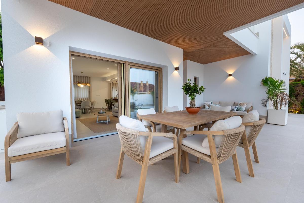 Villa in Alicante, Spanien 4 Schlafzimmer, 227 m2 Nr. 148900