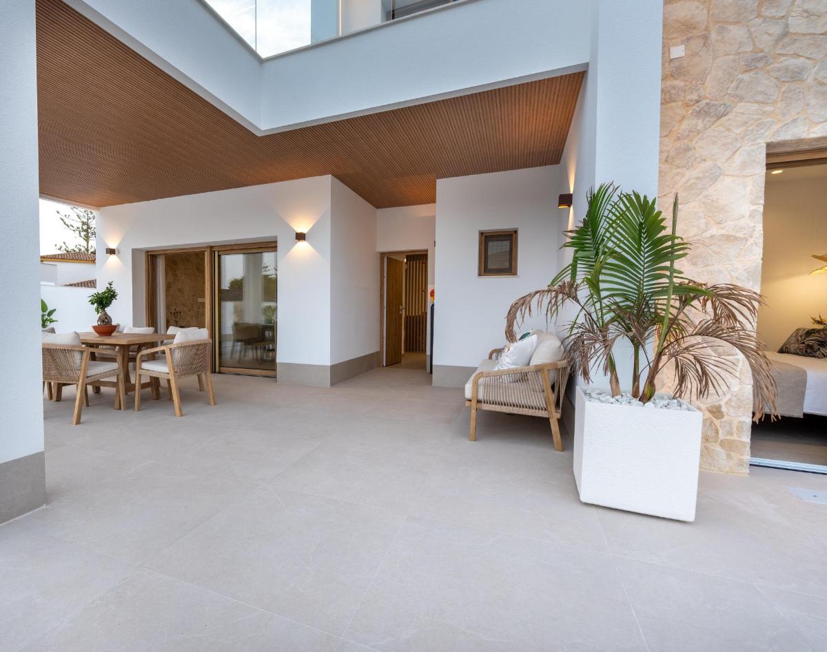 Villa in Alicante, Spanien 4 Schlafzimmer, 227 m2 Nr. 148900