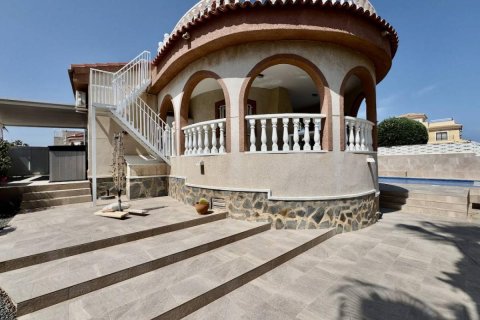 Villa till salu i Ciudad Quesada, Alicante, Spanien 3 sovrum, 130 kvm. Nr. 148897 - foto 25