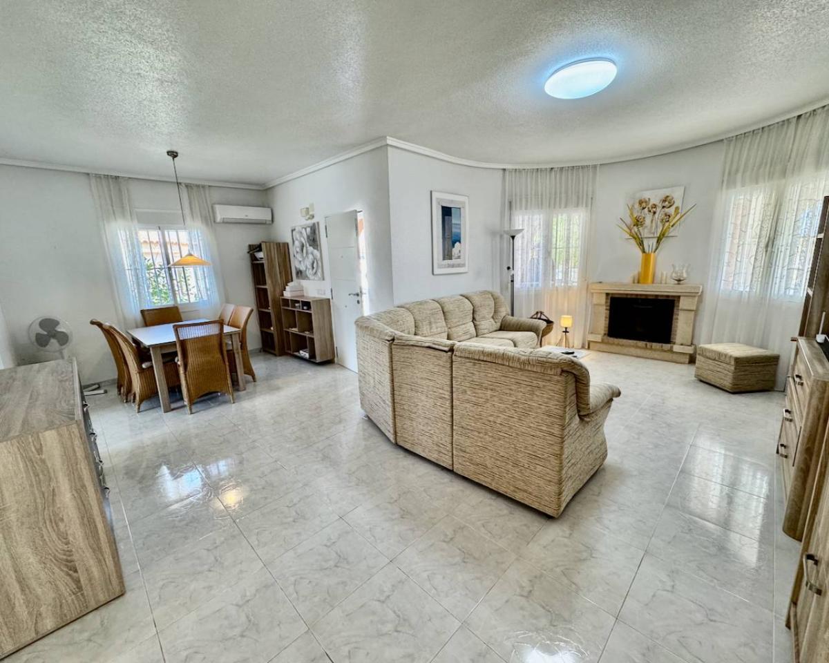 Villa i Ciudad Quesada, Alicante, Spanien 3 sovrum, 130 kvm. Nr. 148897