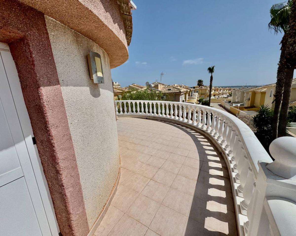 Villa i Ciudad Quesada, Alicante, Spanien 3 sovrum, 130 kvm. Nr. 148897