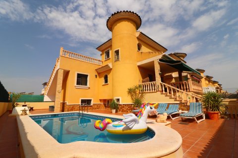 Villa à vendre Algorfa, Alicante, Espagne, 5 chambres, 151 m2 No. 139252 - photo 1