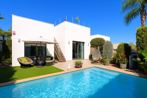 Villa zum Verkauf in Benijofar, Alicante, Spanien 3 Schlafzimmer, 120 m2 Nr. 139254 - Foto 1