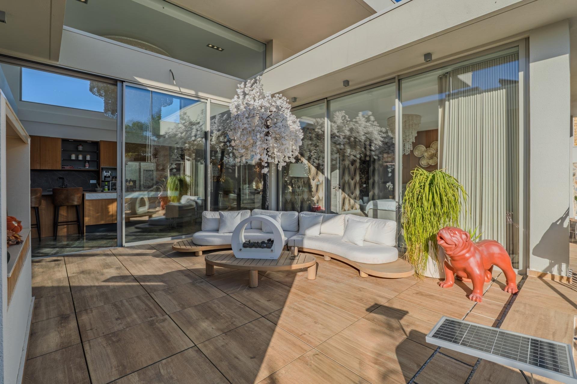 Villa a Benijofar, Alicante, Spagna 4 camere da letto, 544 mq. N° 147360