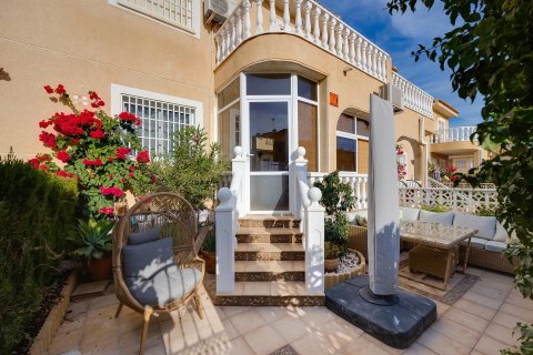 Villa pārdošanā Torrevieja, Alicante, Spānijā 3 istabas, 105 m2 Nr. 147362 - attēls 2